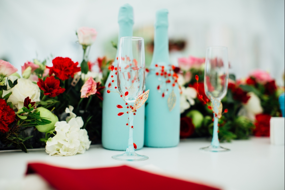 Свадьба в цвете тиффани, свадебные аксессуары,свадебные бокаллы